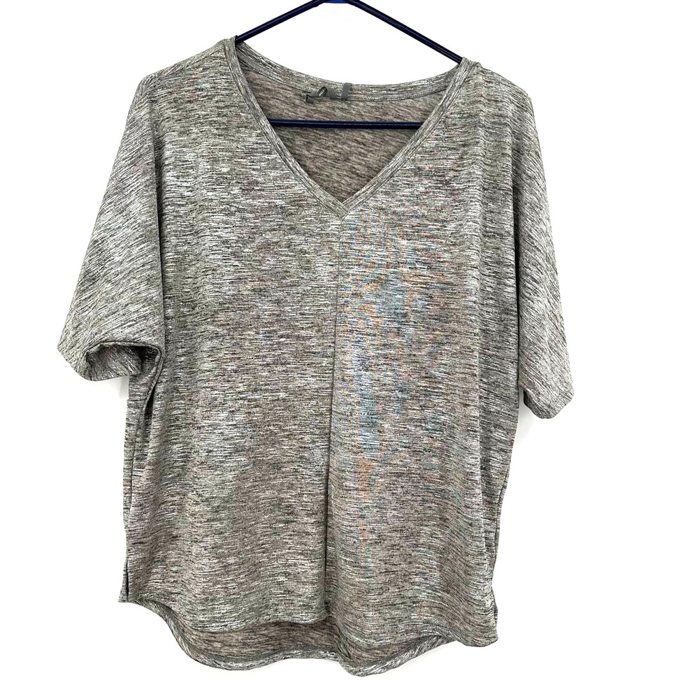 by‎ Anthropologie size XS short sleeve blouse gray metallic